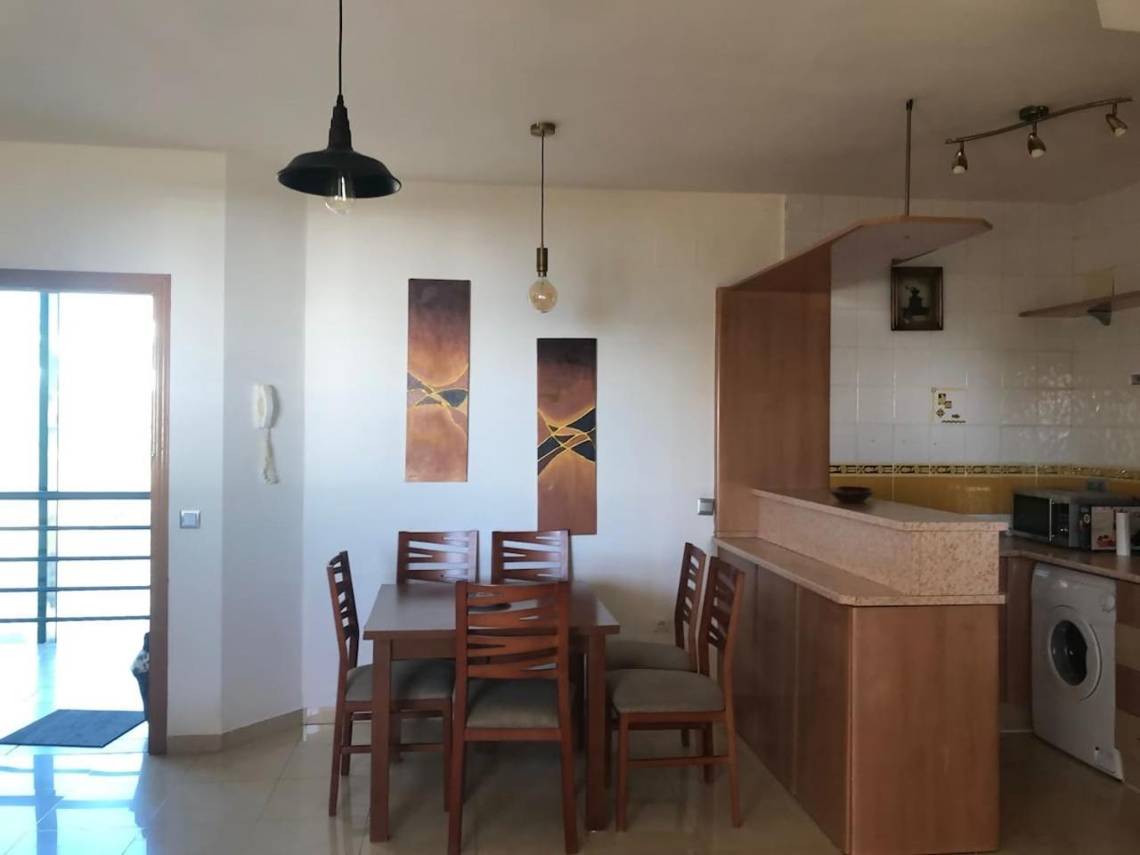 Espectacular Residencial En 1A Linea Con Piscina Apartment Benajarafe Luaran gambar
