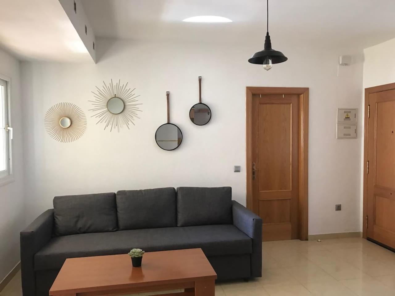 Espectacular Residencial En 1A Linea Con Piscina Apartment Benajarafe Luaran gambar