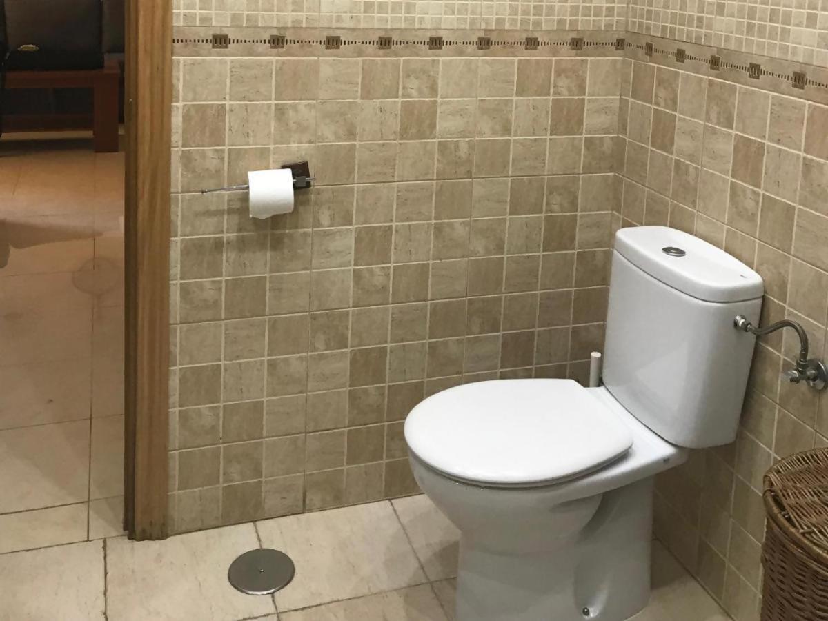 Espectacular Residencial En 1A Linea Con Piscina Apartment Benajarafe Luaran gambar